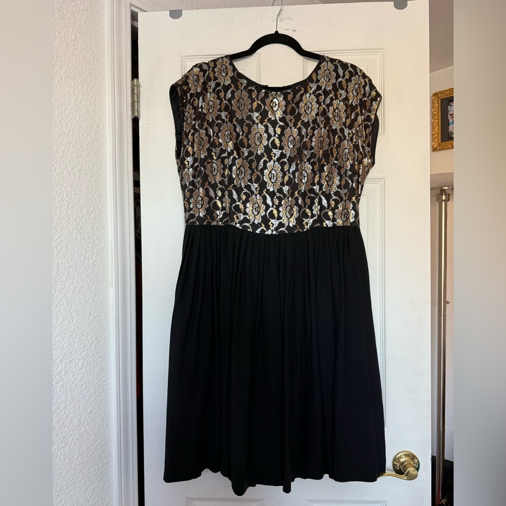 Vintage 1950s Elegant Black and Gold Lace and Rayon Cocktail Dress
